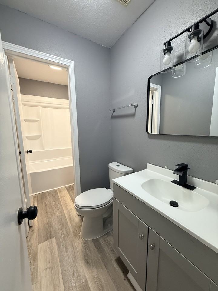 105 Oklahoma St #1 - Photo 7 of 14