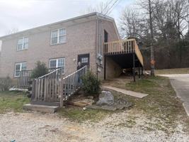 featured image of 899 Old Dixie Rd #B