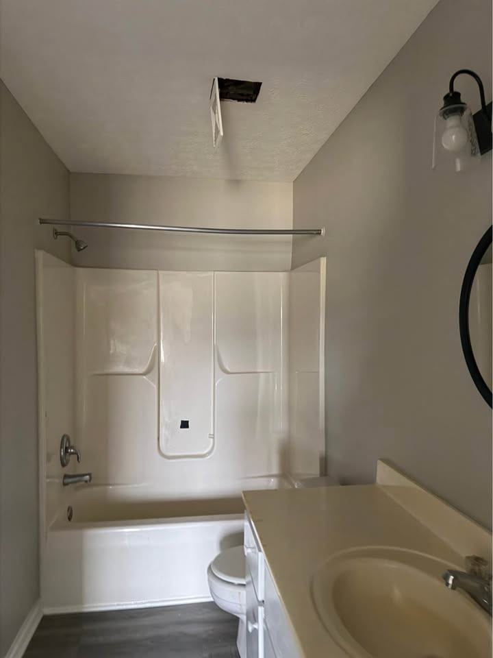 899 Old Dixie Rd #B - Photo 5 of 7