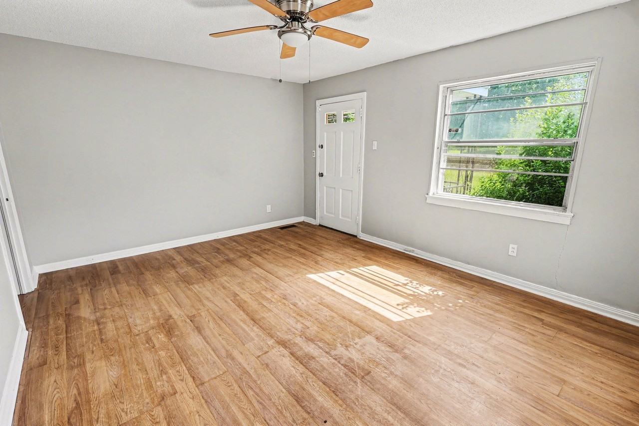 4720 40th Pl N #1 - Photo 3 of 15