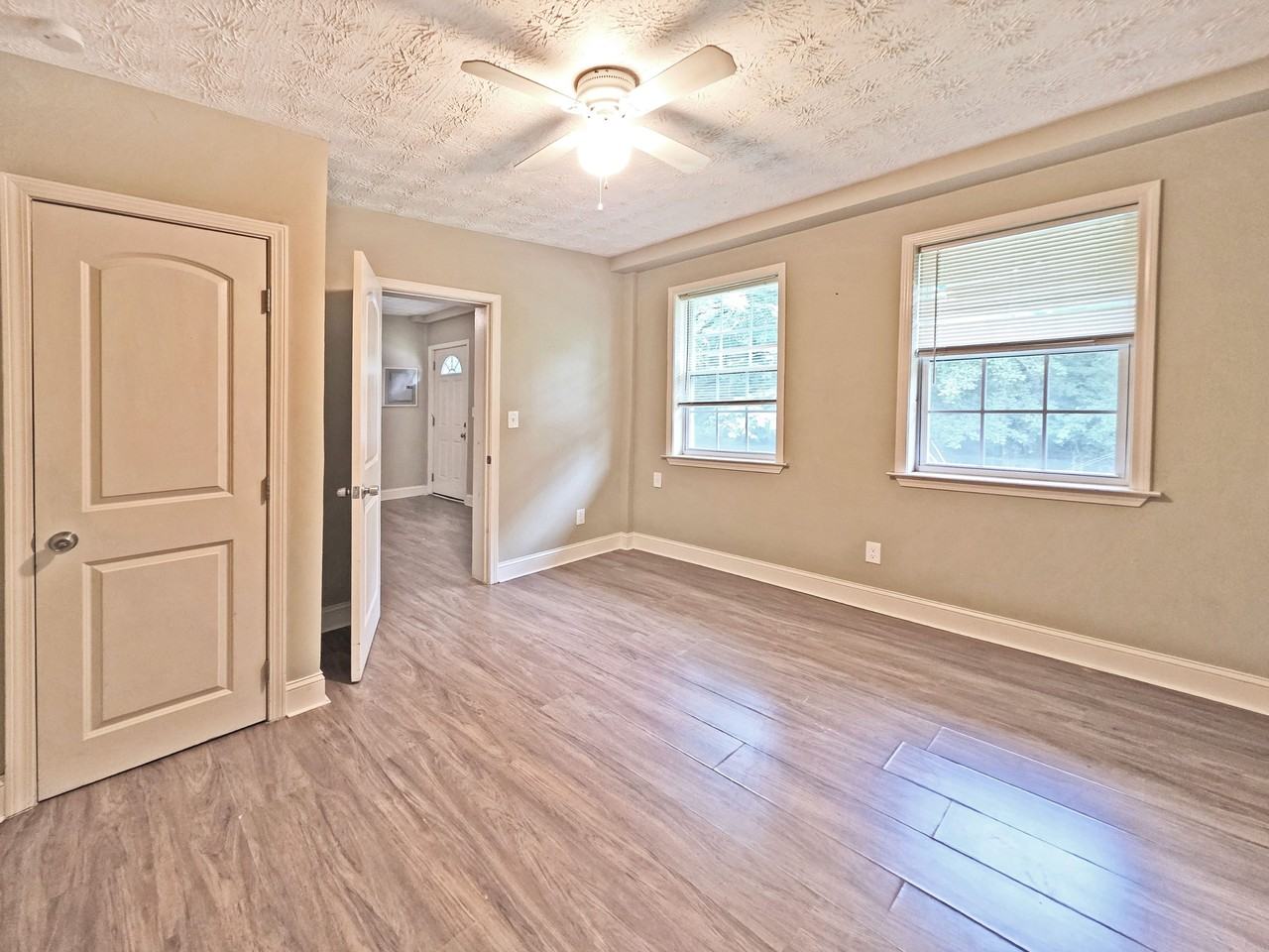 101 Sunset Ave NW, Atlanta, GA 30314, USA101 Sunset Ave NW - Photo 7 of 13