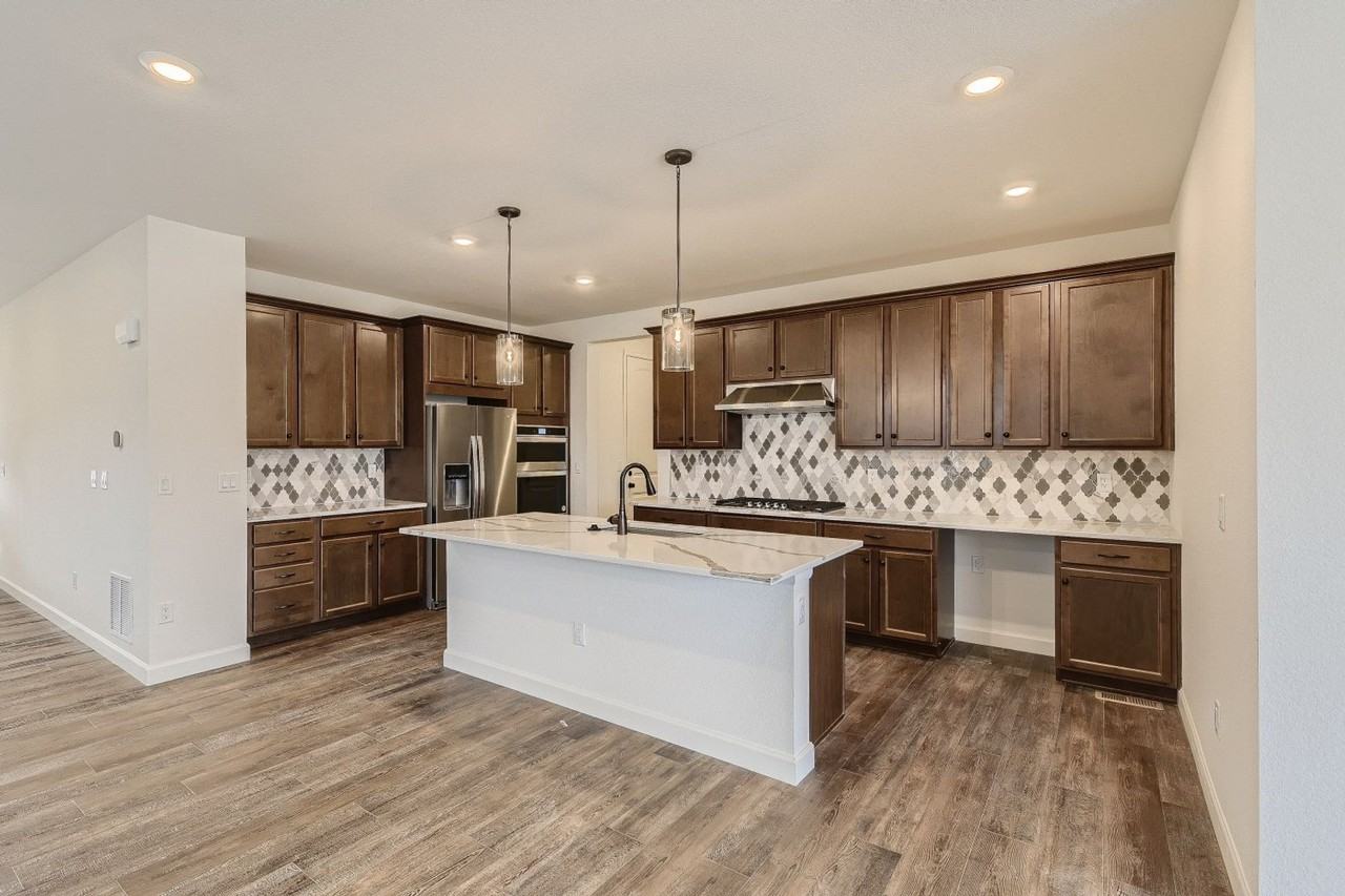 181 Lullaby Ln - Photo 2 of 33