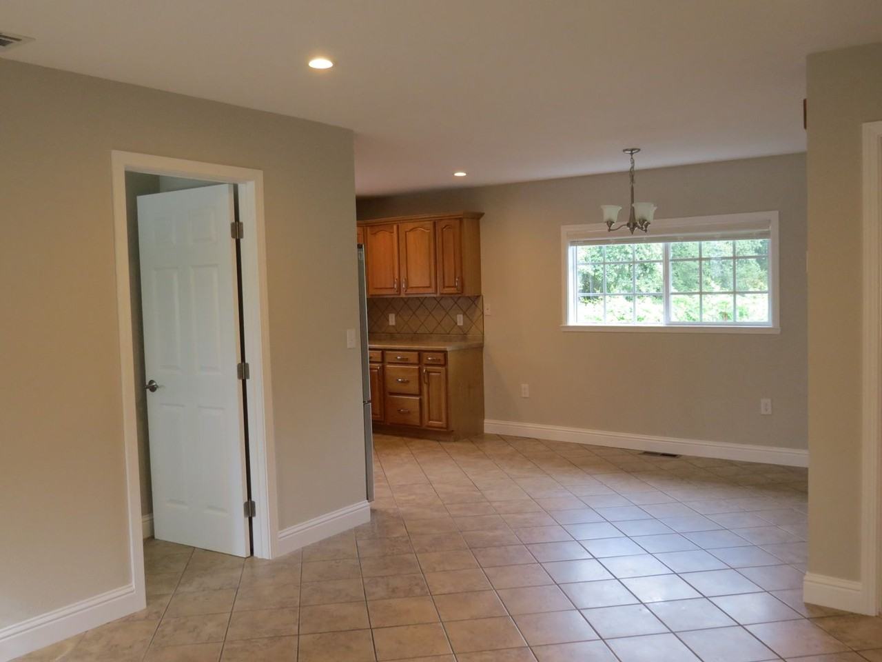 97 Remmel St - Photo 5 of 26