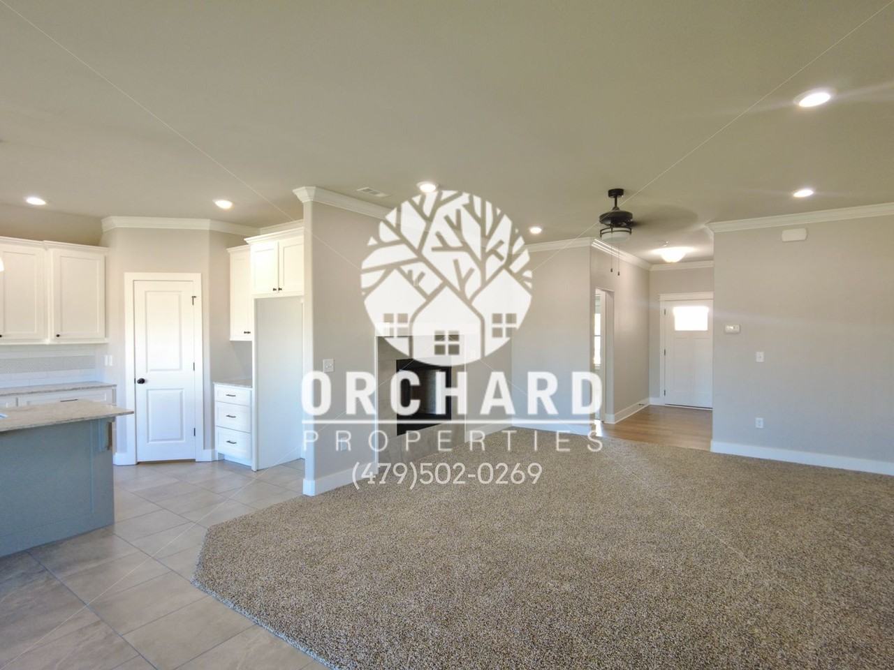 1036 Arden St - Photo 4 of 20