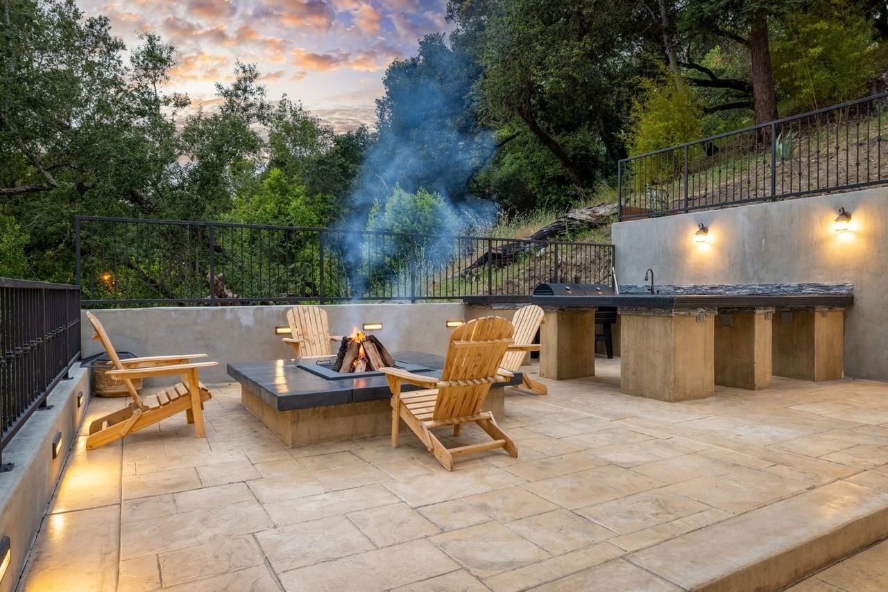 713 Wikiup Dr - Photo 3 of 50
