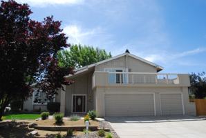 featured image of 4935 Golden Springs Dr