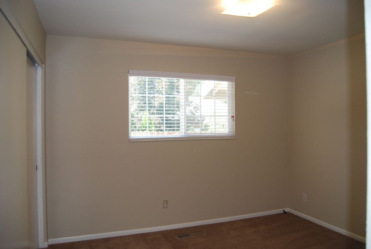 4935 Golden Springs Dr - Photo 3 of 30