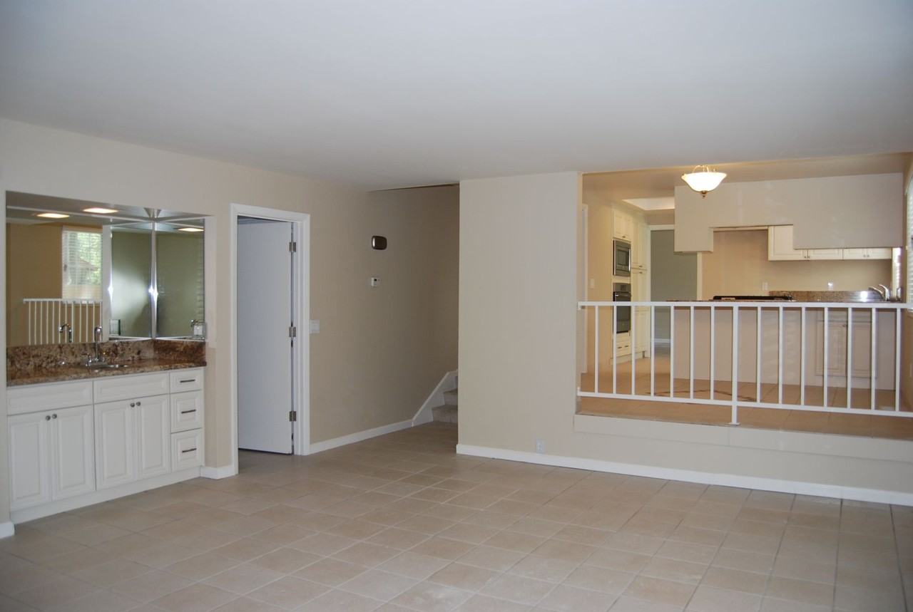 4935 Golden Springs Dr - Photo 6 of 30