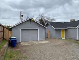 featured image of 1745 Pleasant St