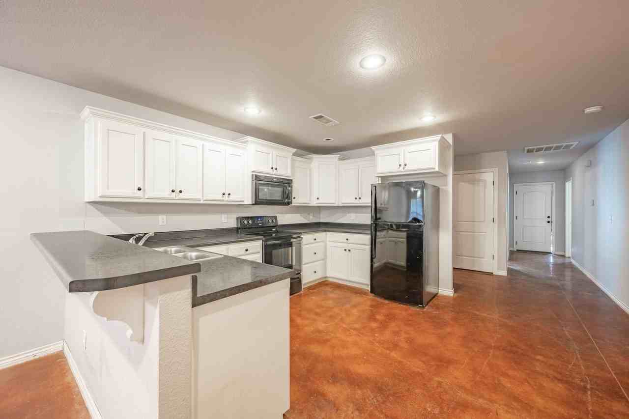 2 Windy Meadow Ln #A - Photo 6 of 19