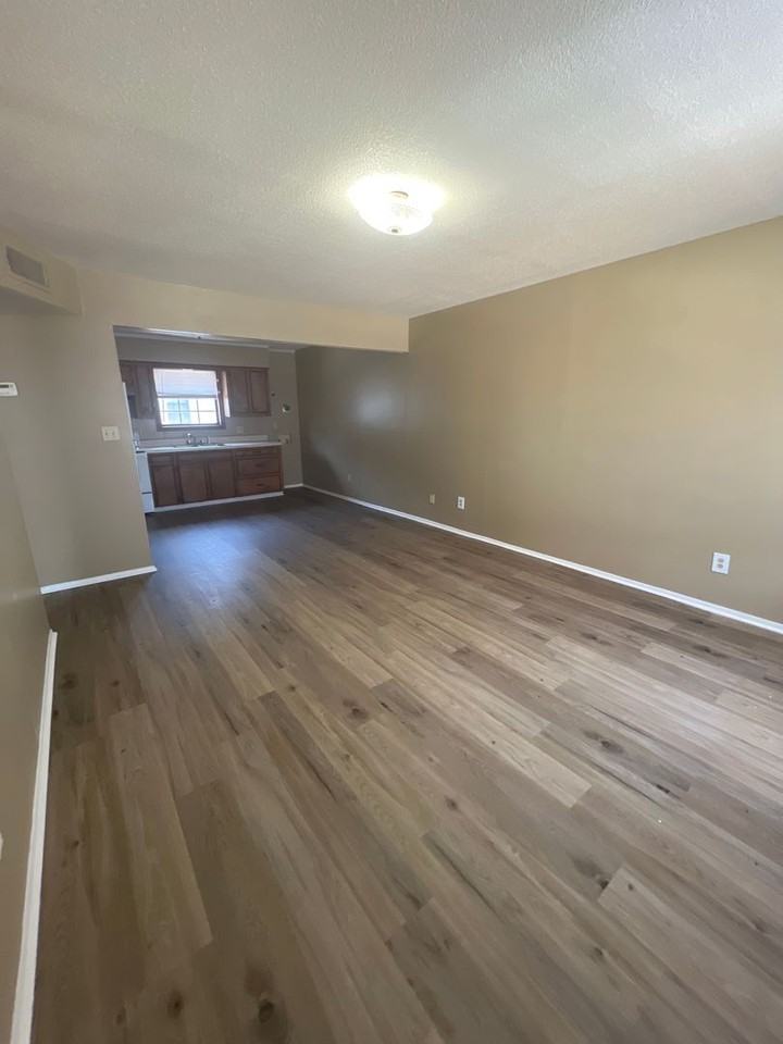 2306 Fasske St #6 - Photo 4 of 6