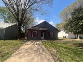 featured image of 2207 S Hartford Cv