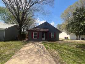 2207 S Hartford Cv - Photo 1 of 1