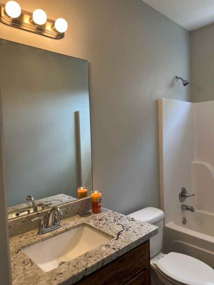 3807 Kirkman St #1 - Photo 4 of 8