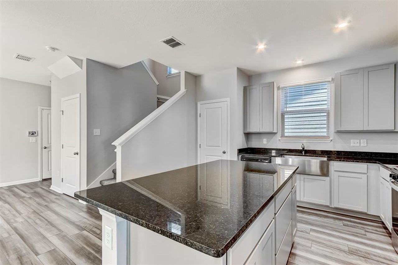 616 Palmetto Pl - Photo 6 of 25