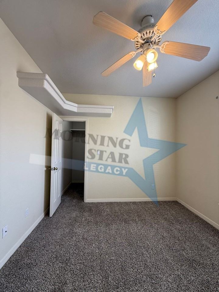 2935 Scenic Cir - Photo 5 of 44
