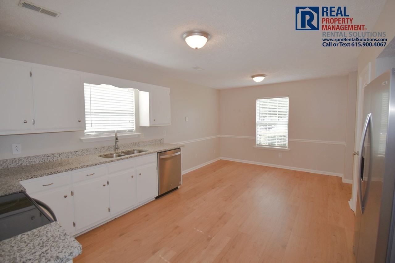 4959 Camborne Cir - Photo 7 of 19