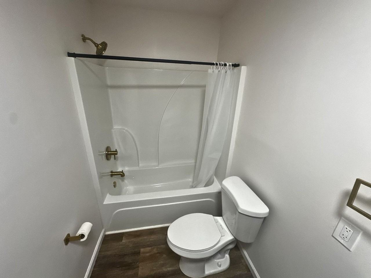 24473 Marie Ct - Photo 4 of 35
