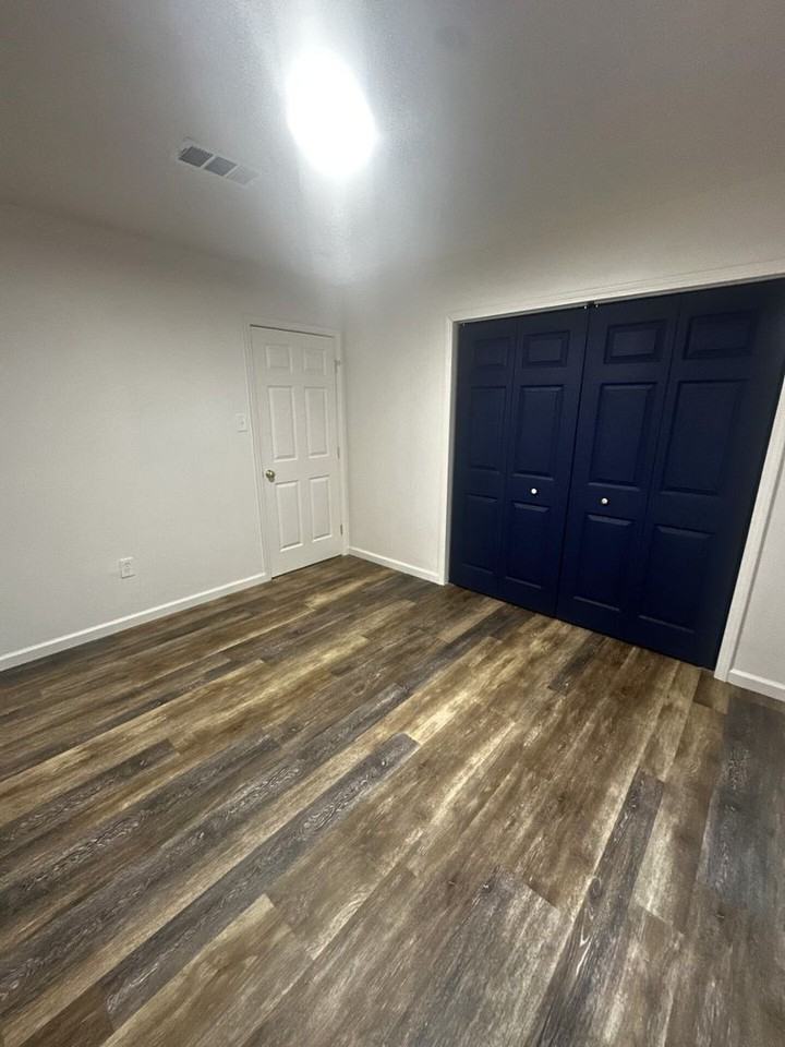 24473 Marie Ct - Photo 7 of 35