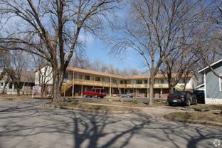 128 S Kansas St - Photo 1 of 1