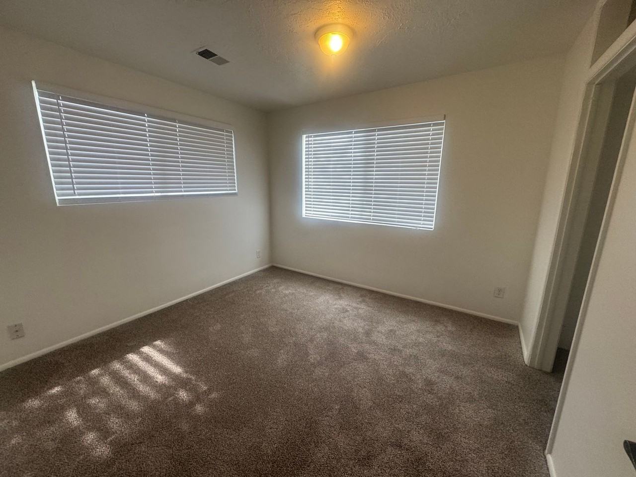 717 E 12065 S - Photo 7 of 10