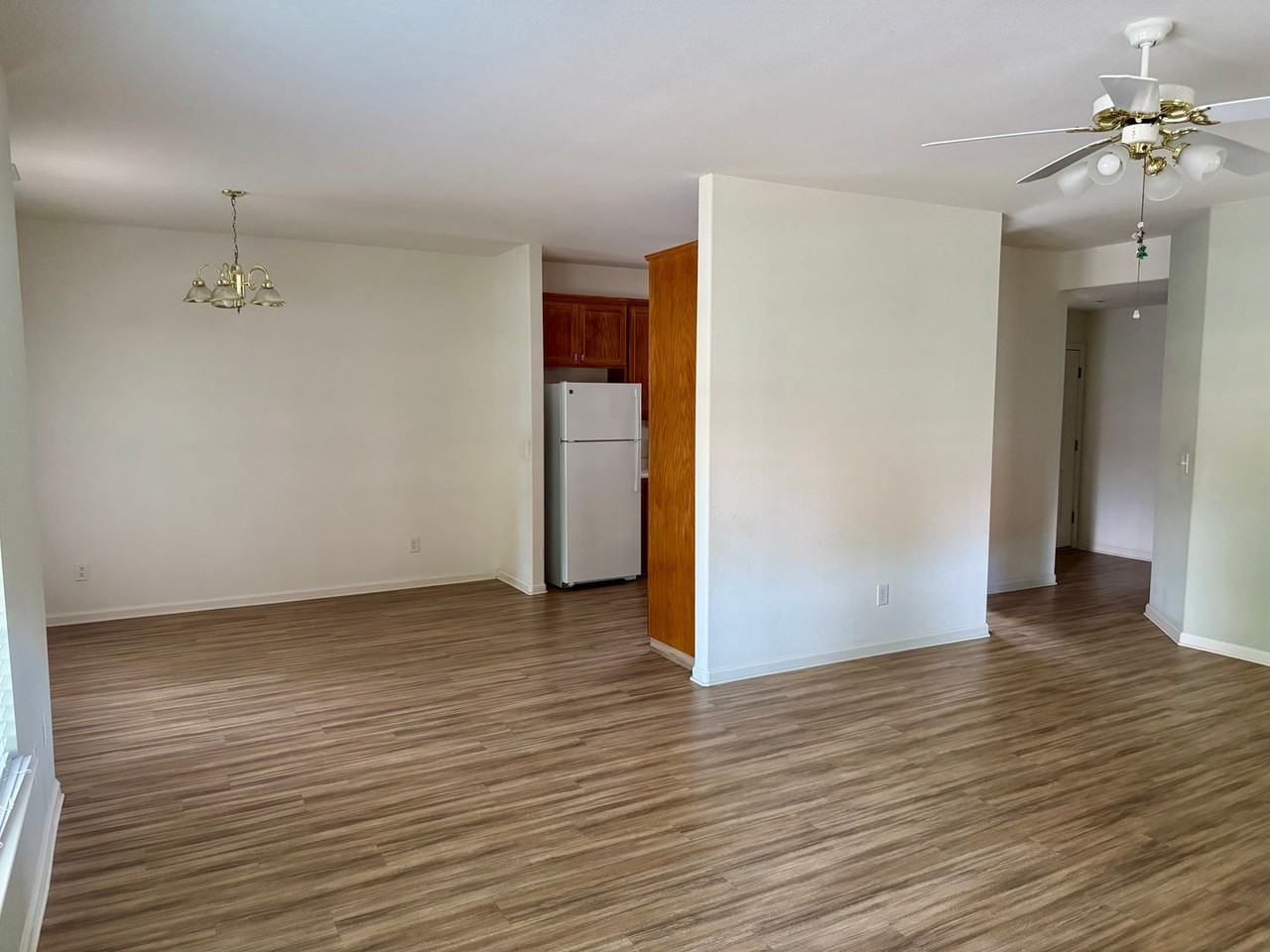 3563 Century Cir - Photo 4 of 14
