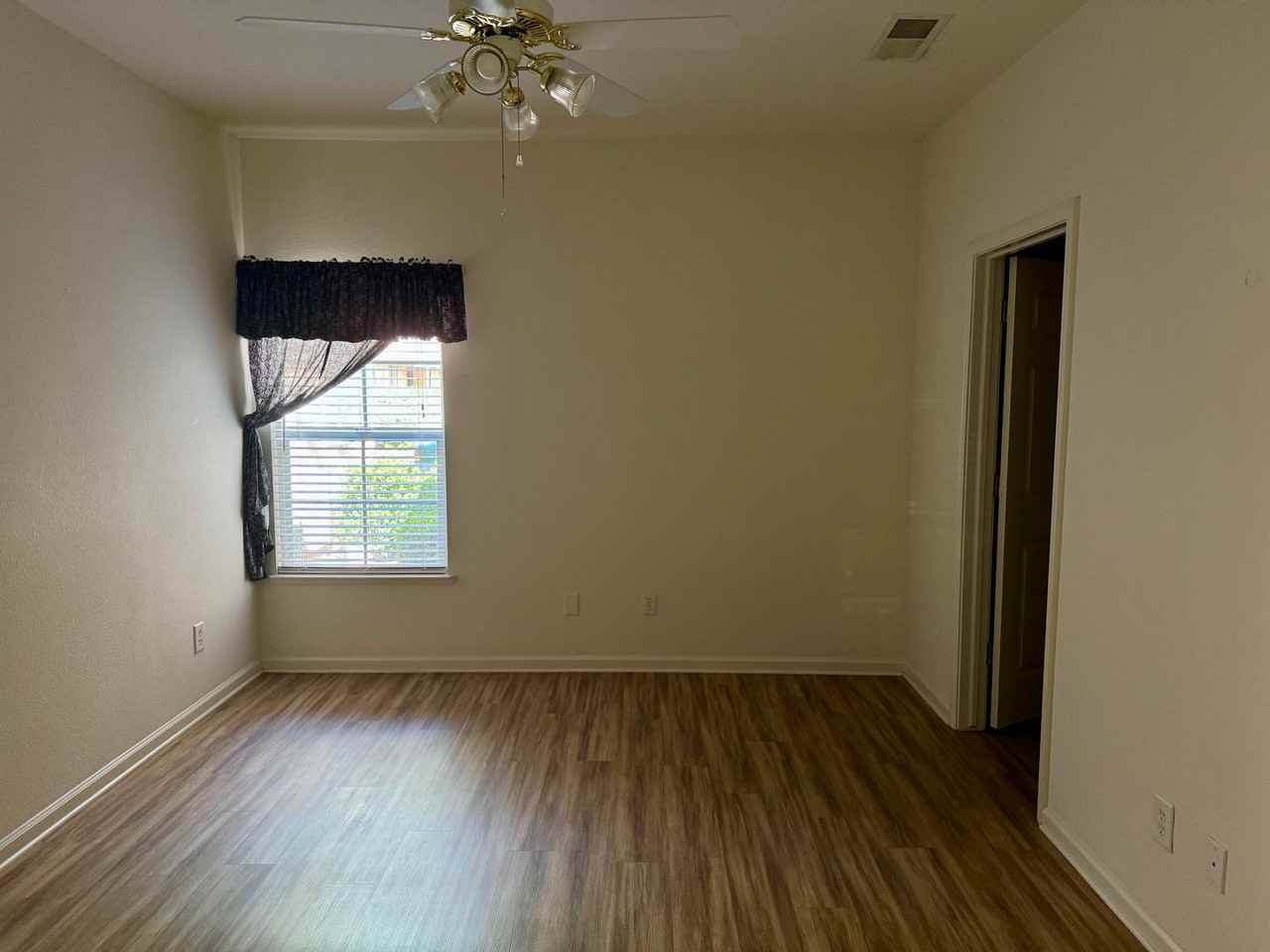 3563 Century Cir - Photo 7 of 14