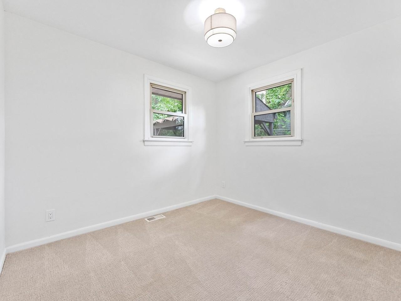 109 White Horse Pike N - Photo 7 of 20