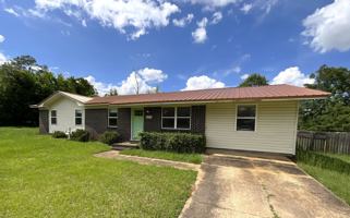 featured image of 4978 Camellia Dr