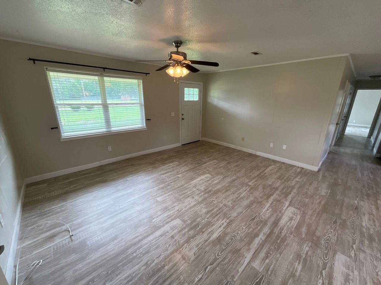 4978 Camellia Dr - Photo 2 of 12