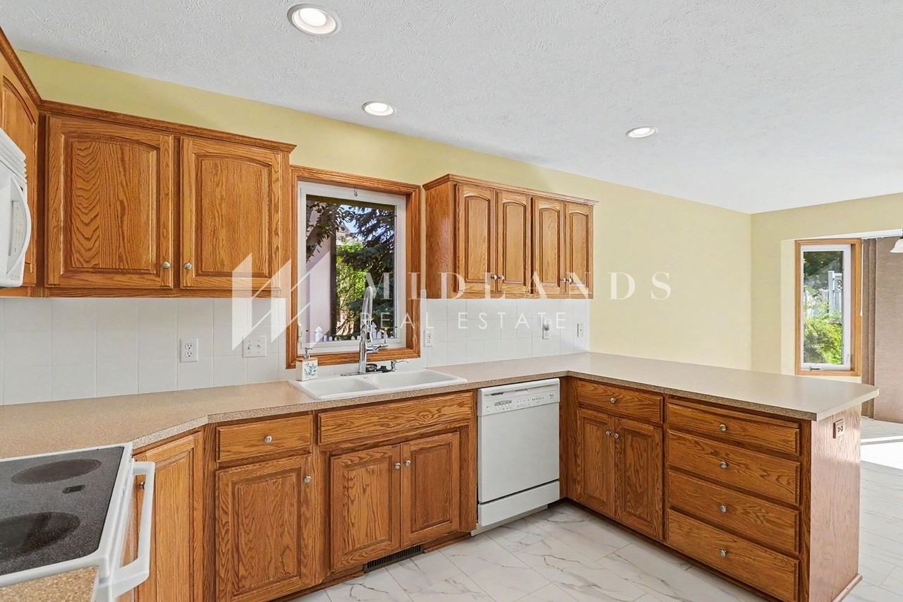 123 Wilma Rd - Photo 6 of 15