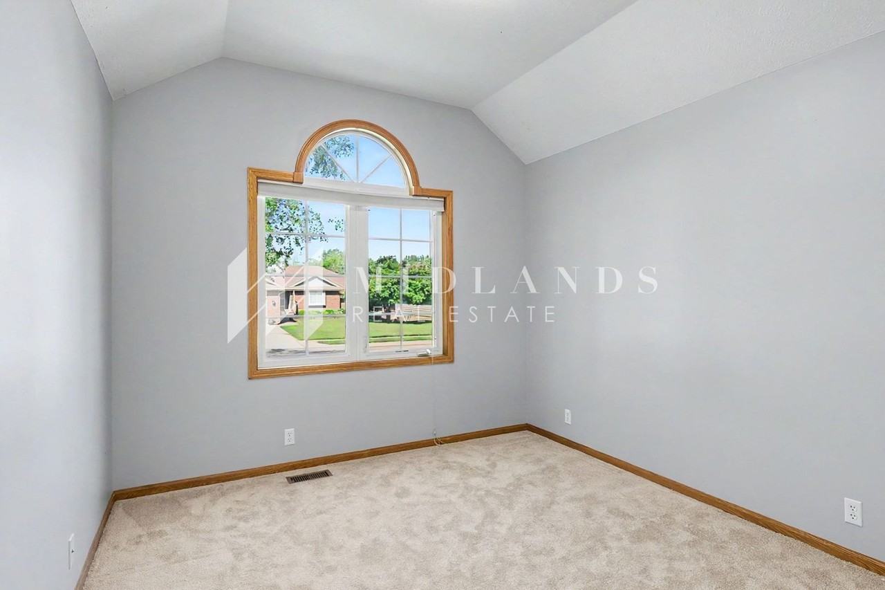 123 Wilma Rd - Photo 7 of 15