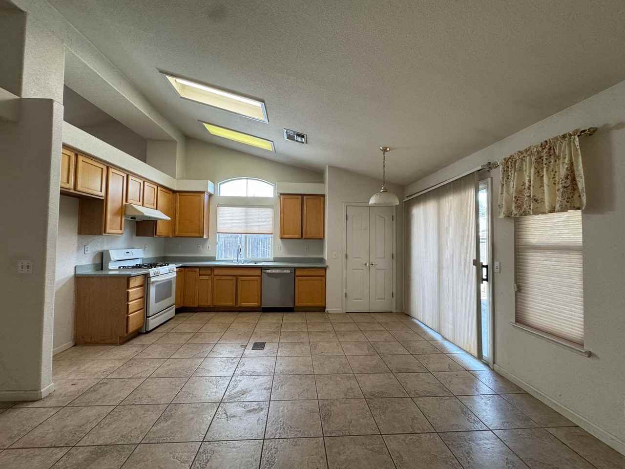 9699 Marquis Ct - Photo 2 of 8
