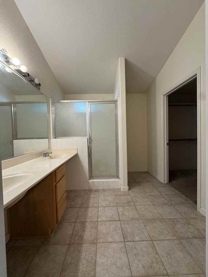 9699 Marquis Ct - Photo 4 of 8