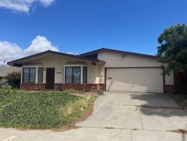 featured image of 1545 Descanso St