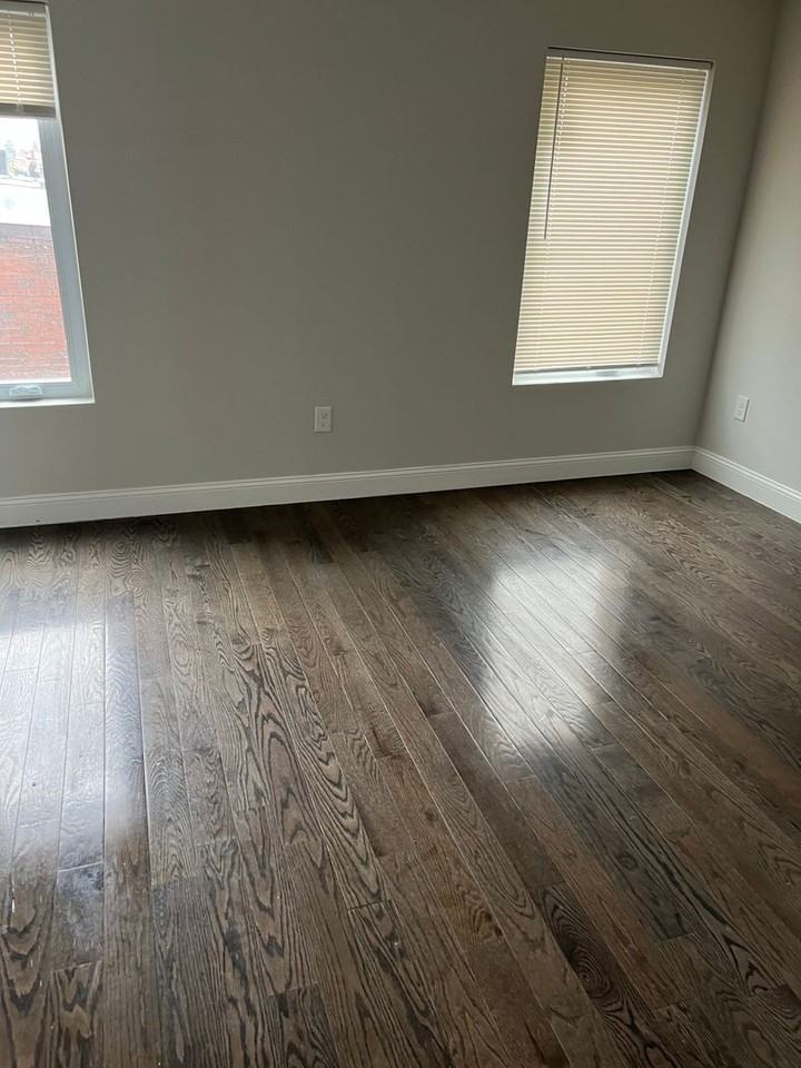 1703 S 22nd St - Photo 7 of 34