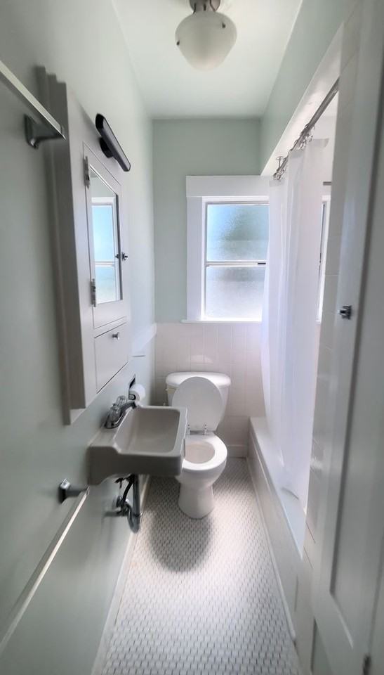 1305 Everett Ave - Photo 5 of 15