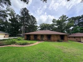 featured image of 5047 Town North Dr