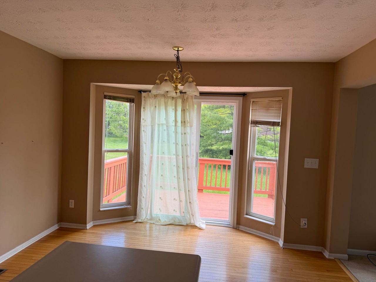 174 Farmridge Rd - Photo 4 of 25