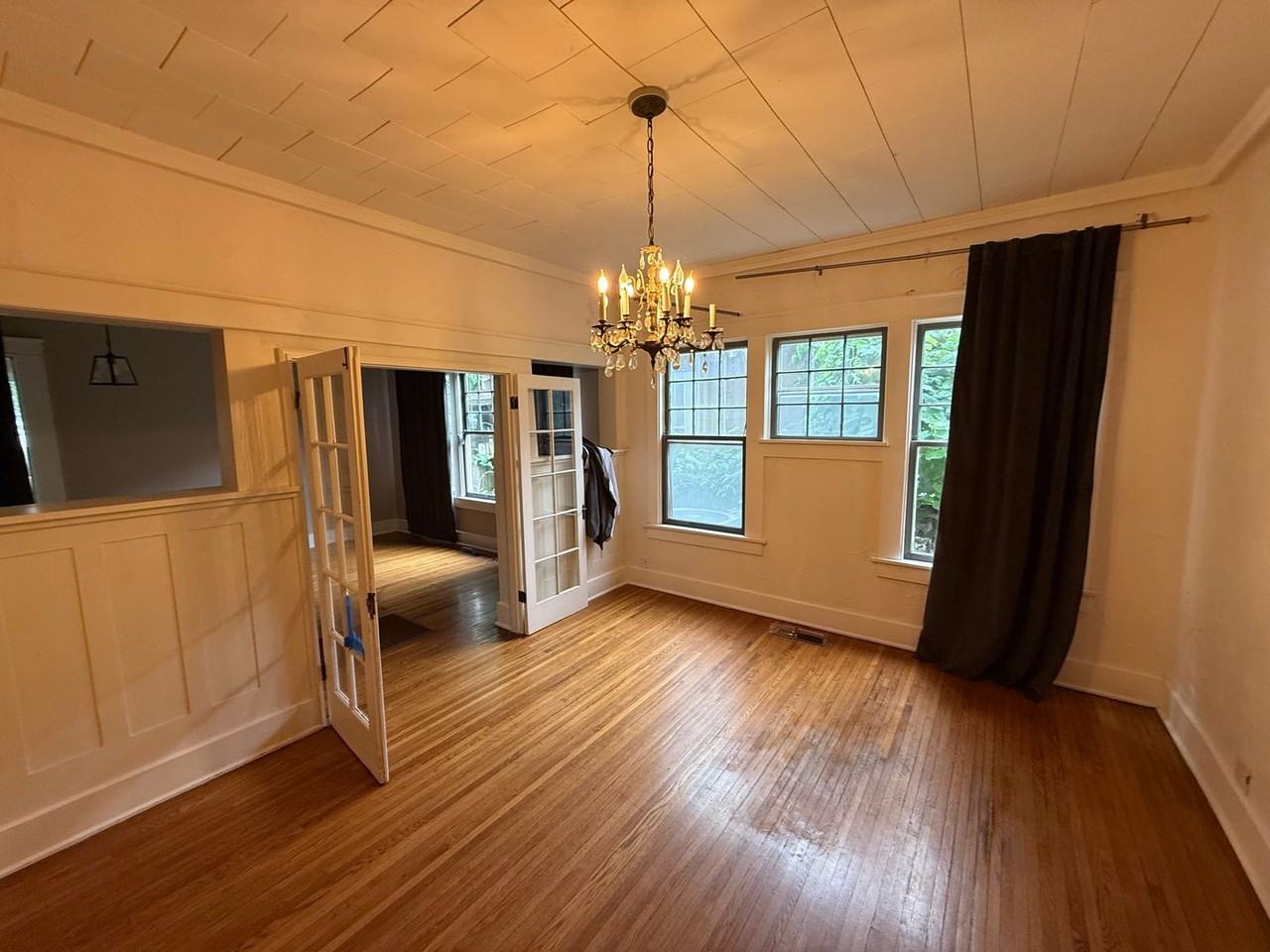 1414 S Carson Ave - Photo 5 of 17