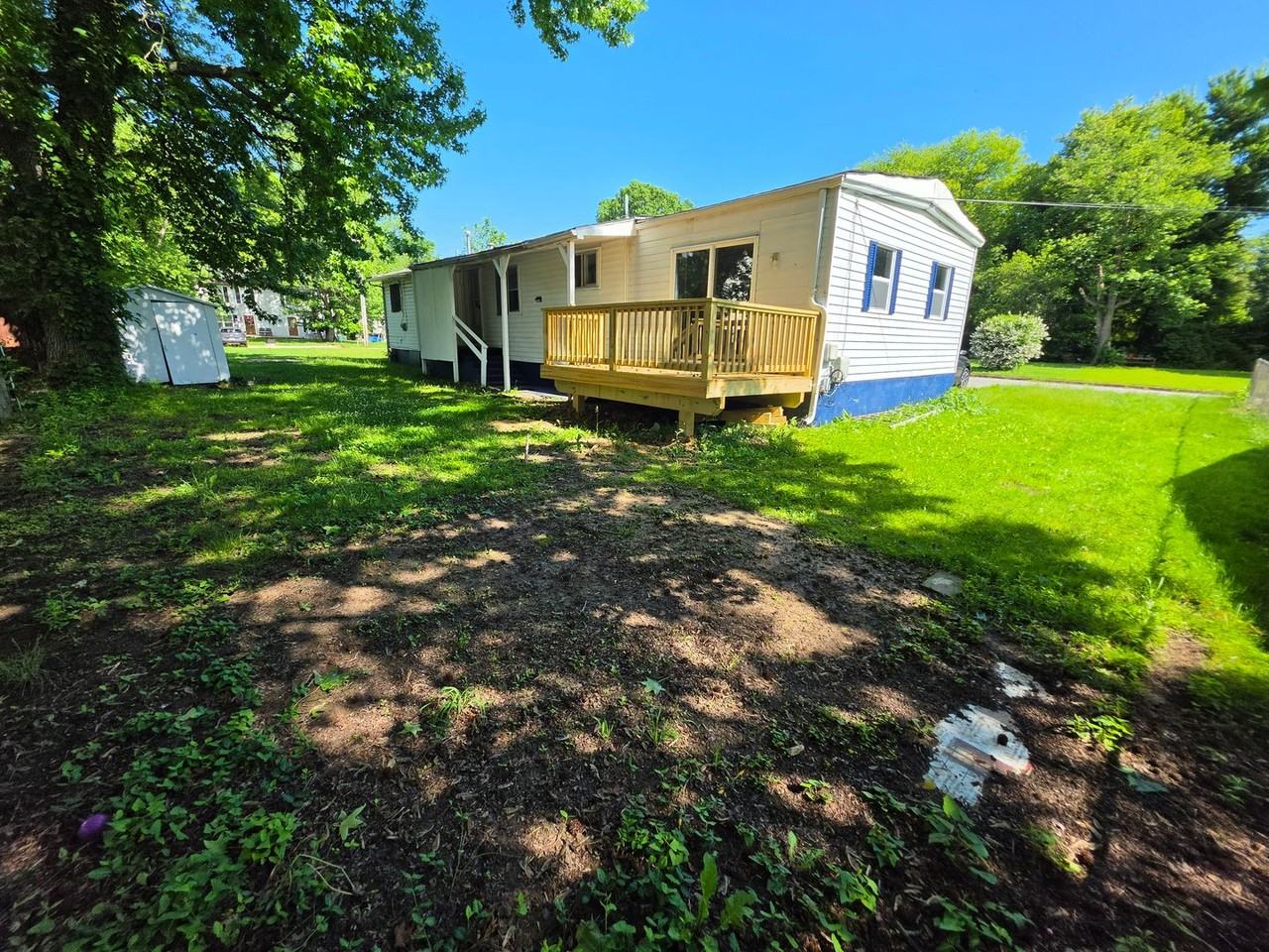 470 Washington St - Photo 2 of 21