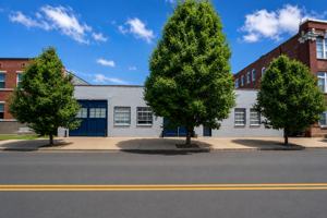 featured image of 3305 Park Ave
