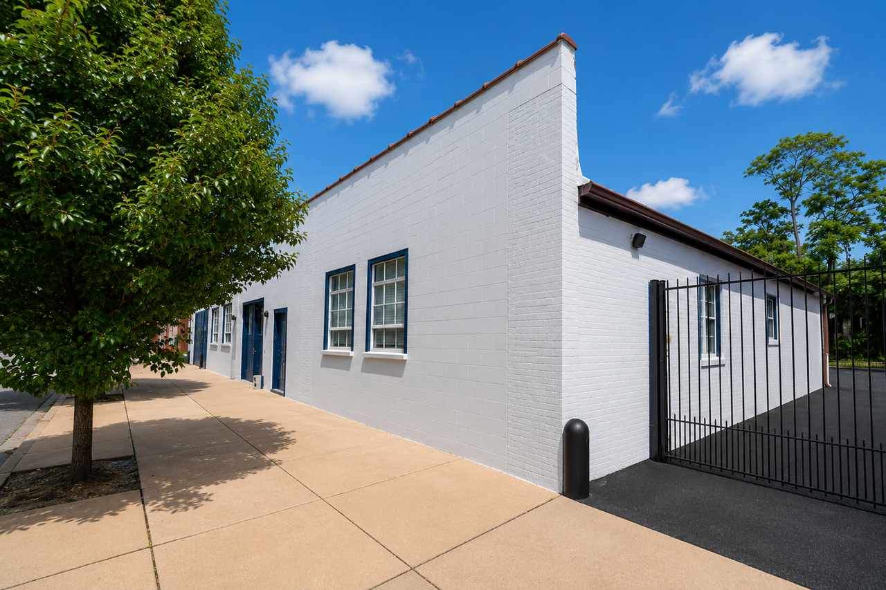 3305 Park Avenue - Photo 3 of 10