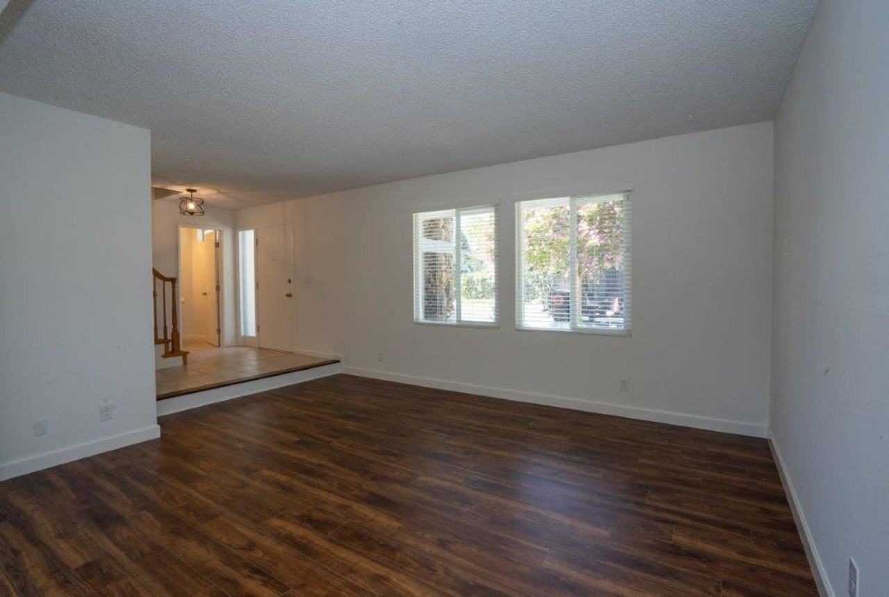 1512 Mosswood Dr - Photo 5 of 28