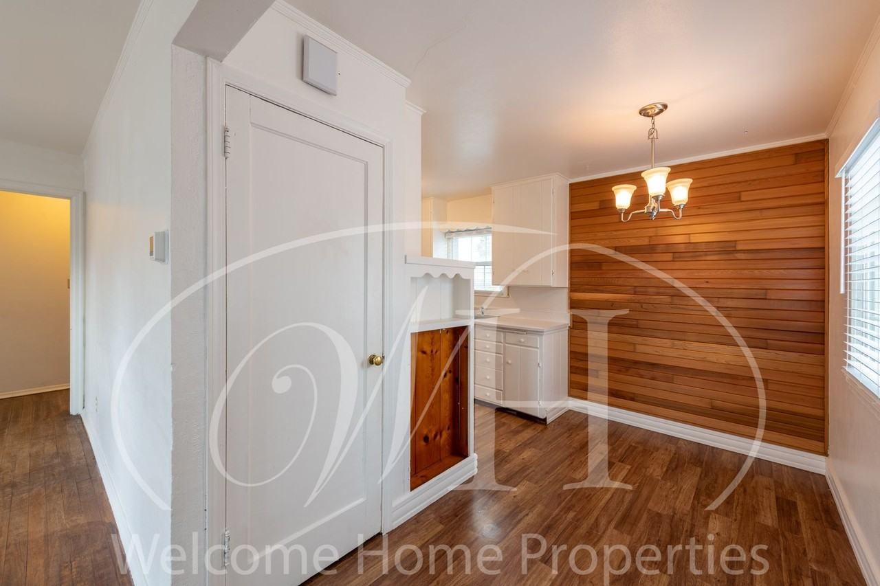1432 Bonsella St - Photo 6 of 27