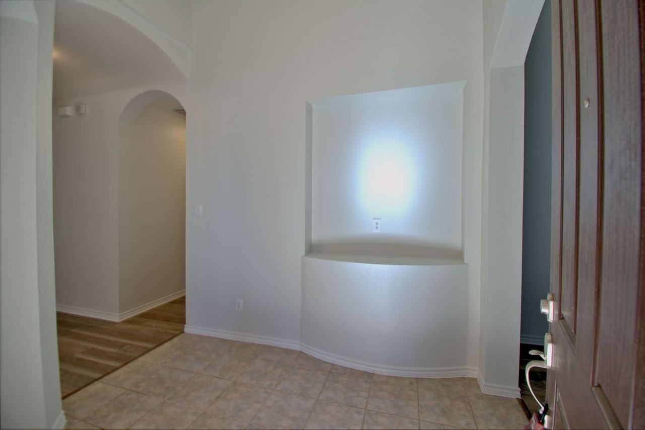 125 Justin Leonard Dr - Photo 4 of 32
