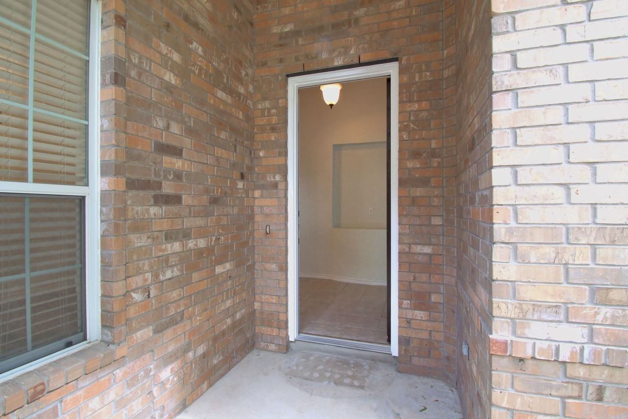 125 Justin Leonard Dr - Photo 5 of 32