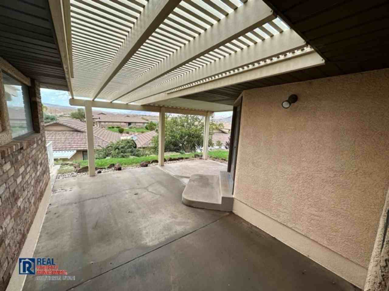 2354 S Hampton Rd - Photo 4 of 28