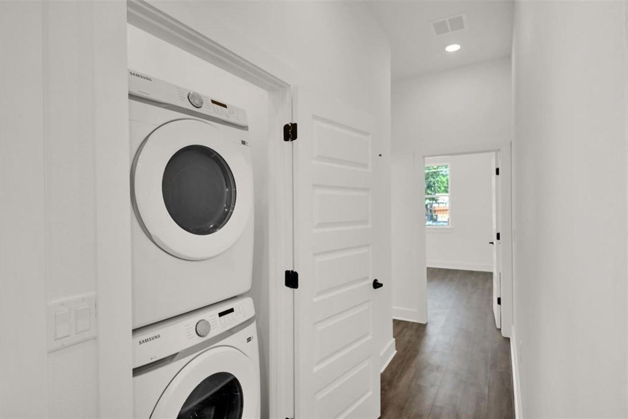 7603 Carver Ave - Photo 5 of 26