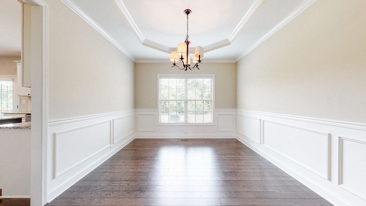 802 Urton Woods Way - Photo 5 of 47